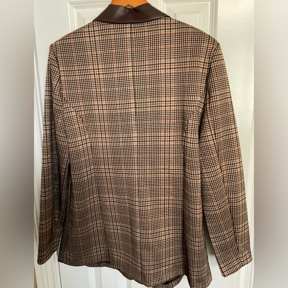 2 piece Brown Plaid Women's Suit Jacket and Slacks - Picture 2 of 7